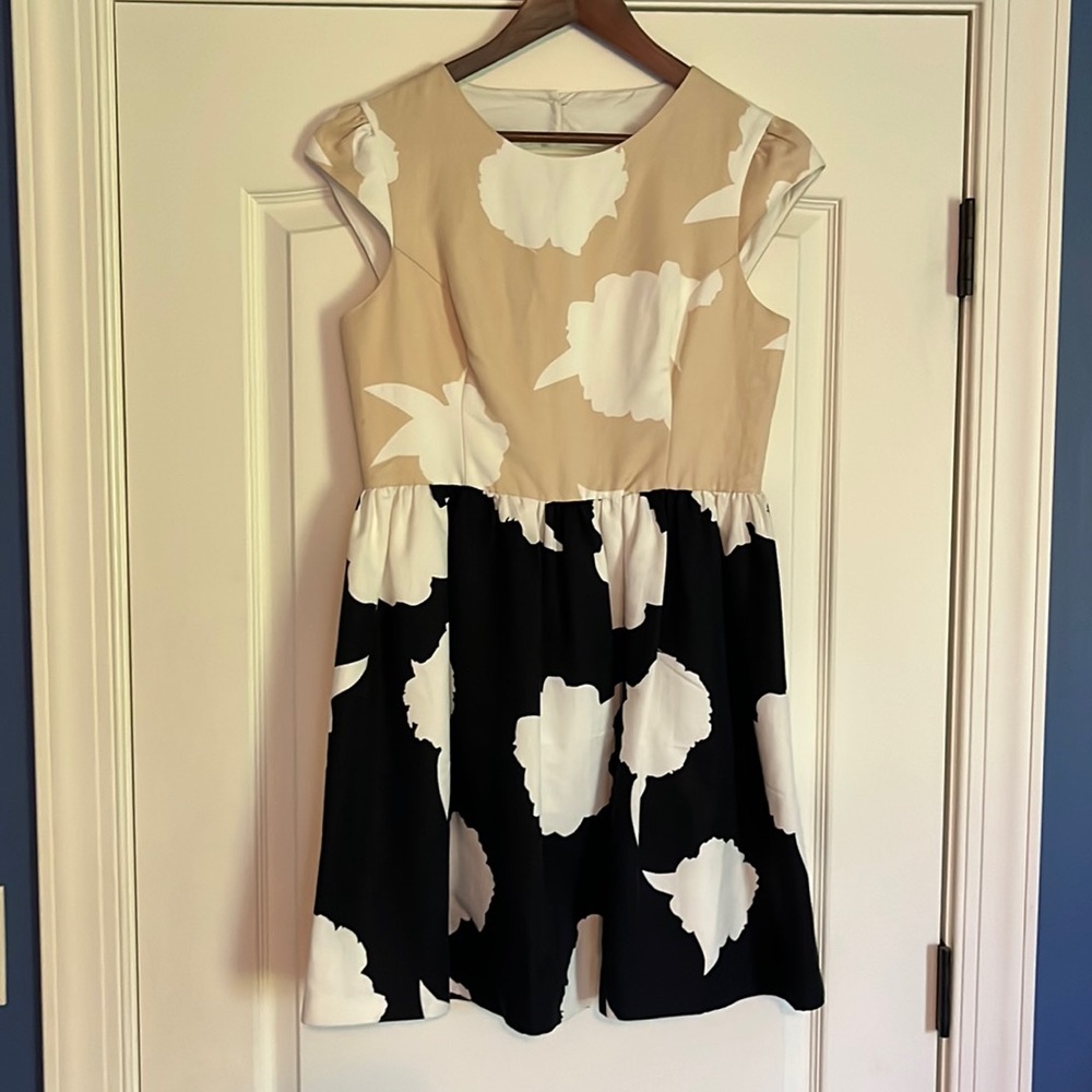 Anthropologie pleated keyhole back dress